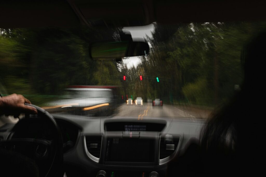 aedrian salazar Gl9fJzqlVMQ unsplash - Kane County Suspended License & Reckless Driving Lawyer -
